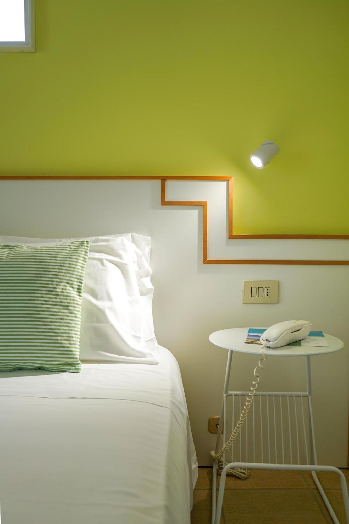 Albergo Punta De L'Est Francavilla Al Mare Buitenkant foto